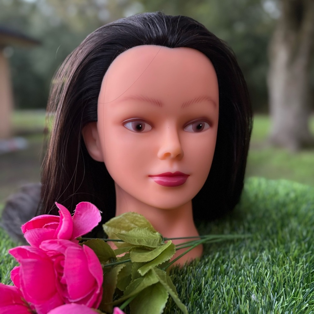 MANNEQUIN HEAD WIG PRACTICE HAIRSTYLE BEAUTICIAN HAIRDRESSER UPDO COSMETOLOGY